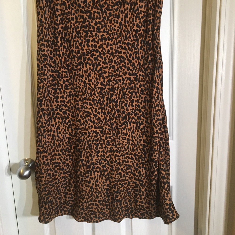 MADEWELL NWT AUTHENTIC BRUSHED MATERIAL LEOPARD MIDI SKIRT WITH A SIDE SLIT - Picture 4 of 11